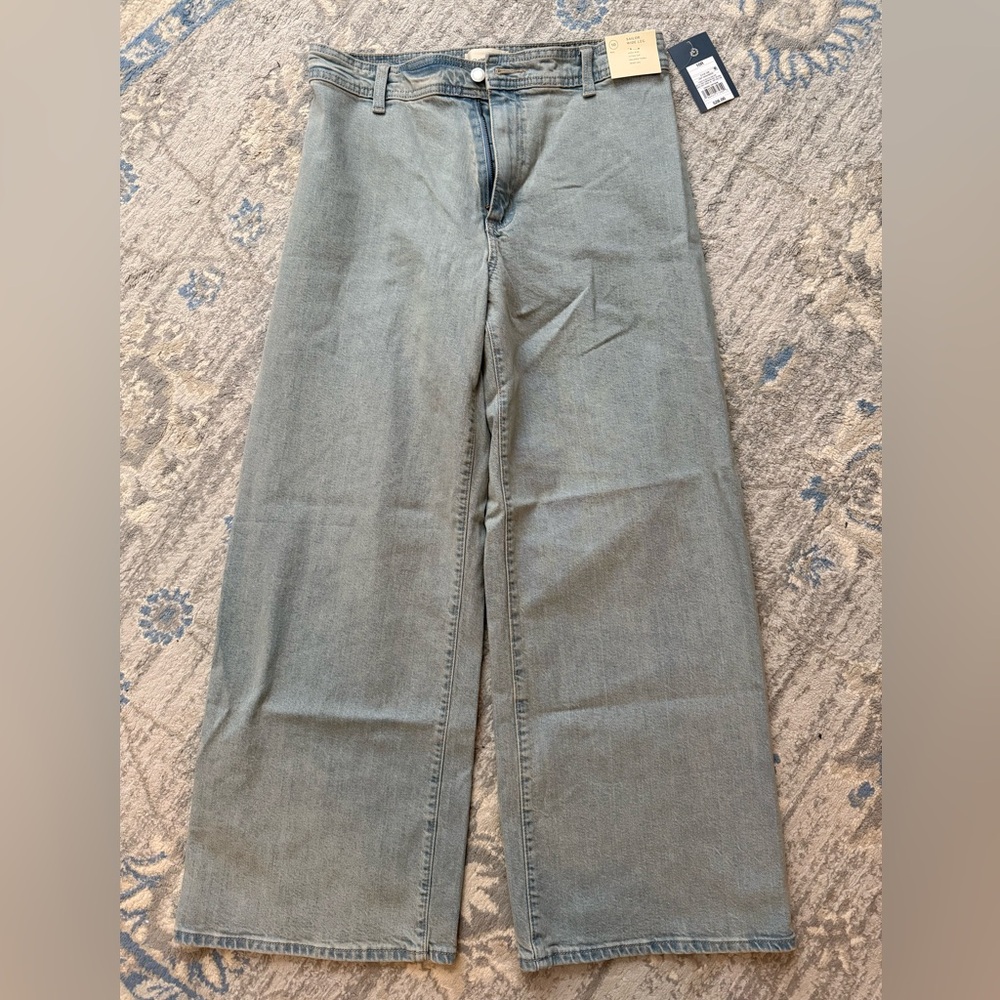 Women's High-Rise Sailor Wide Leg Ankle Jeans - Universal Thread™ - Picture 4 of 10